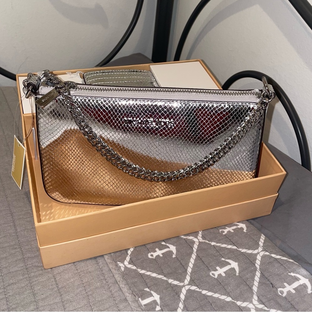 Michael Kors Silver Snake Pouchette & Card Case Gift Set Box - Picture 6 of 16